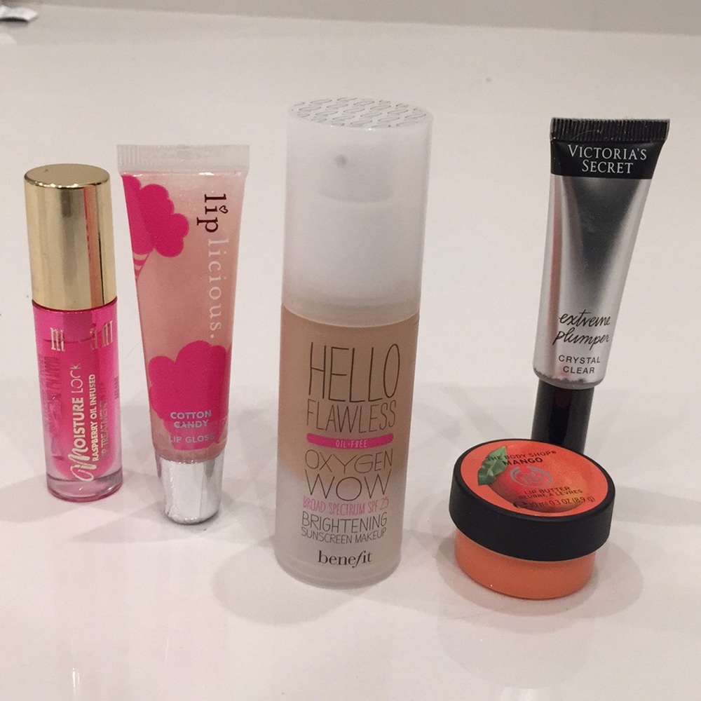HELLO FLAWLESS Brightening foundation - champagne